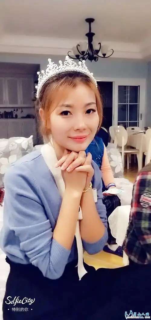 本人女,身高1.68米,年龄34岁,离异单身