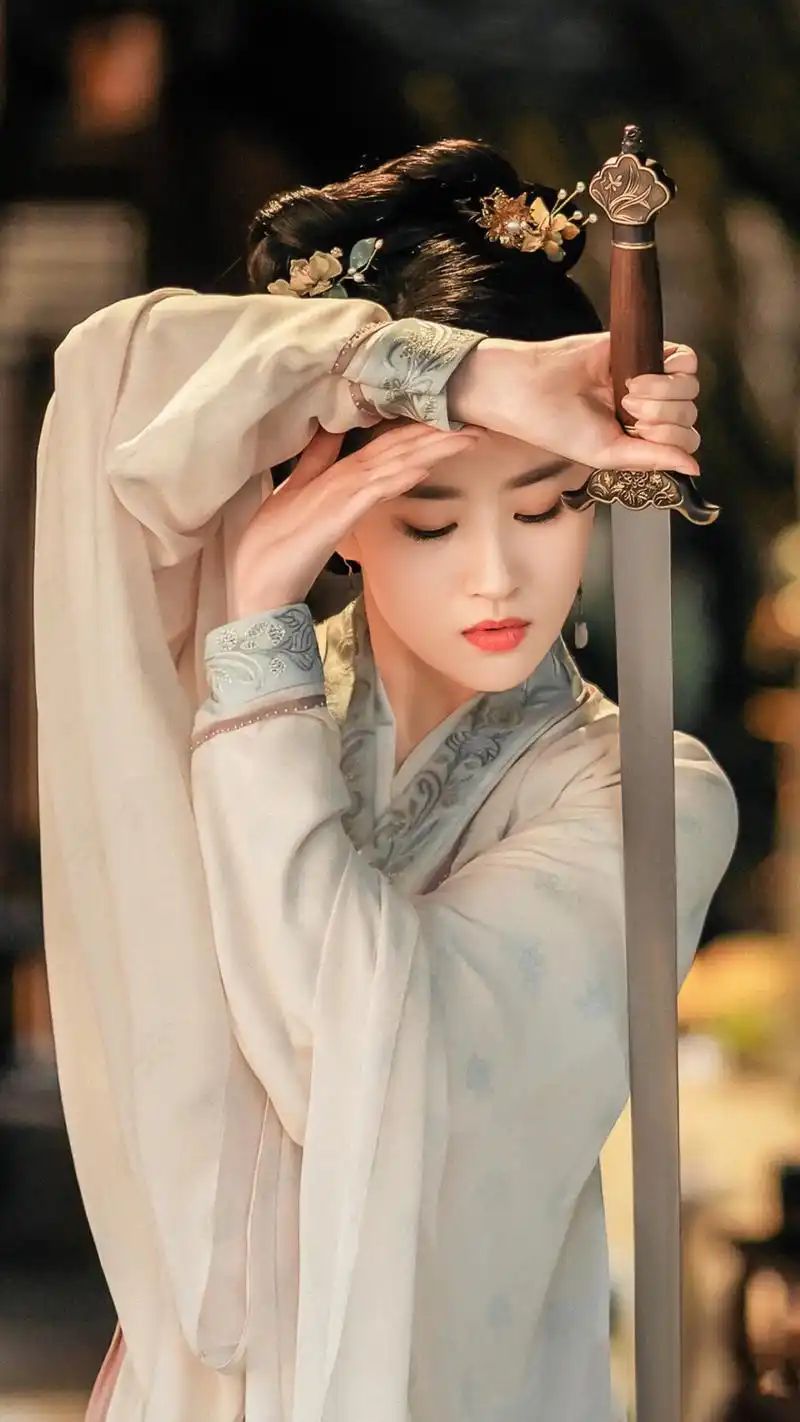 神仙姐姐古装来了.#抖音图文来了 #刘亦菲 #刘亦菲神仙姐姐 - 抖音