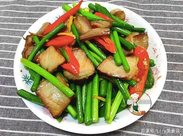 冷天我最爱这小炒菜,越冷吃越香,每周至少做2次,每次必吃精光