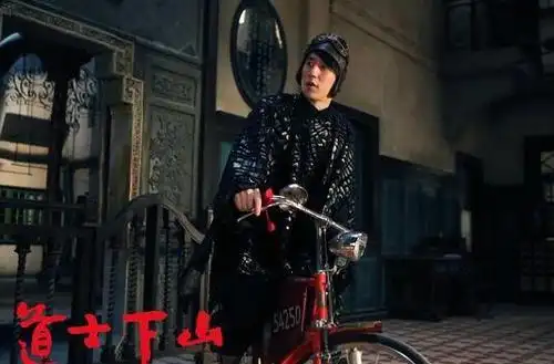 此前曝光的房祖名剧照