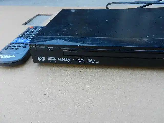 松下dvd一台 读碟秒杀 带遥控器