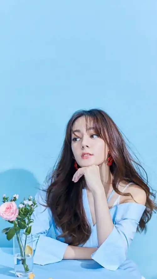 迪丽热巴仙气迷人写真手机壁纸