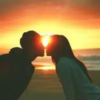 景色头像情侣风景与情侣一体的头像图片点击鼠标右键下载