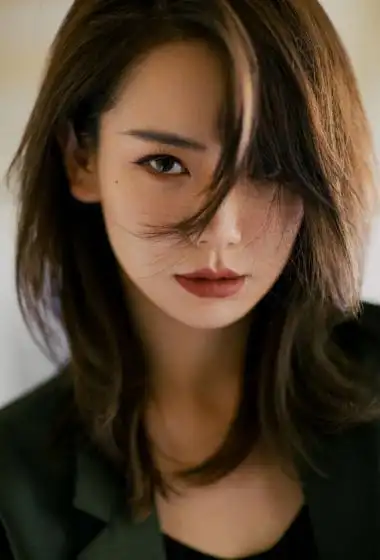 戚薇超a干练时髦写真图片99