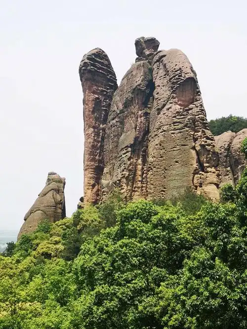 弋阳龟峰风景名胜区攻略,弋阳龟峰风景名胜区门票/游玩攻略/地址/图片