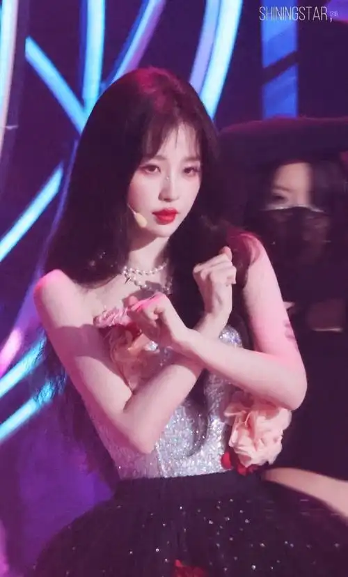 虞书欣跳舞没看够##湖南卫视跨年晚会