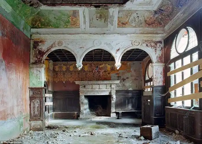 被遗忘的宫殿 意大利无人鬼村(1)