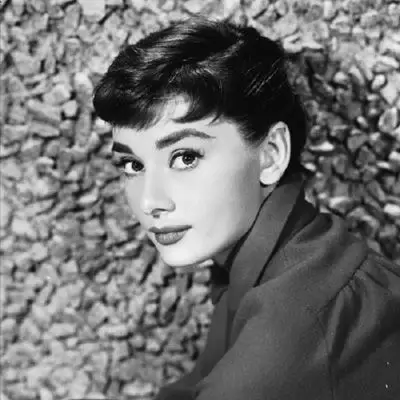 赫本头像高清 经典复古奥黛丽赫本女神头像