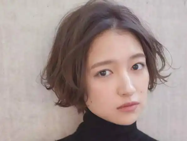 适合瓜子脸的短发发型女