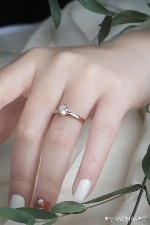 2021早春新款钻戒森之语系列遇见