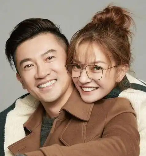 苏有朋秘恋白富美隐婚十年?工作室一句话否认了_赵薇_amy_林心如