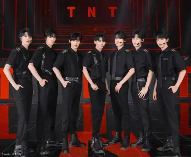 tnt时代少年团