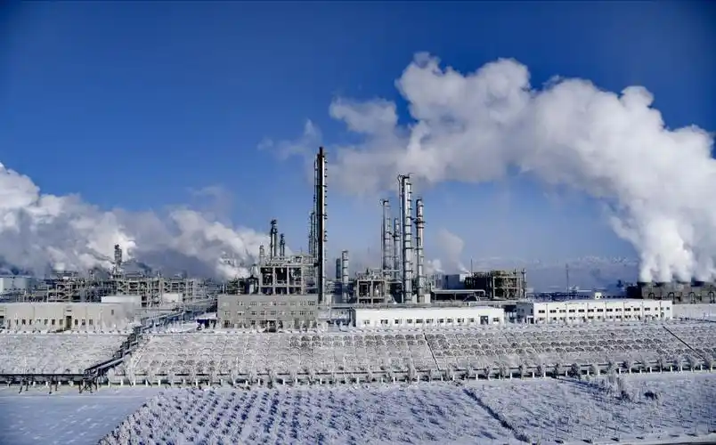 美景就在身边 一伊犁新天煤化工有限责任公司.