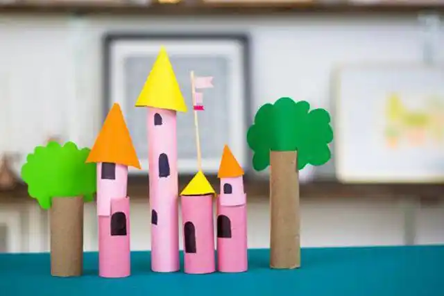 儿童废品做手工卫生纸筒废物利用制作桌面城市步骤图解