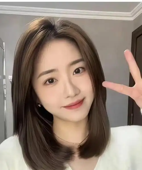 适合圆脸女生的5个发型显脸瘦又减龄提升气质好几倍