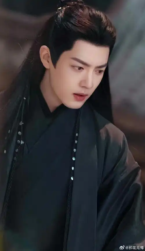 肖战纱袍造型仙气十足##肖战时影##肖战玉骨遥