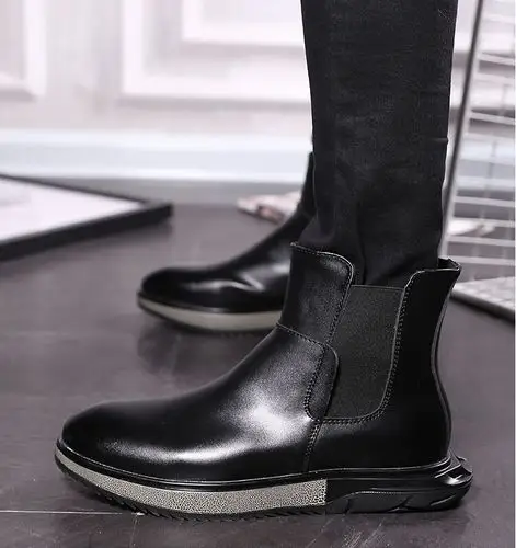 厂家批发秋冬韩版马丁靴**男士中筒靴休闲保暖鞋一脚蹬懒人男.