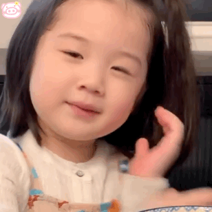 比心(萌娃金雪表情包)_金雪_萌娃_比心表情