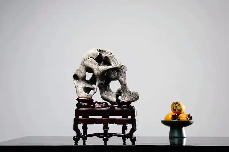 卧桥玲珑天然太湖石摆件