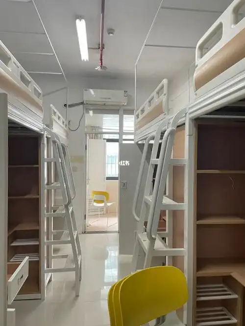 右边是3床和4床#研究生宿舍  #南京师范大学