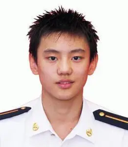 宁泽涛(1993年3月6日—),男,河南郑州市人,中国人民解放