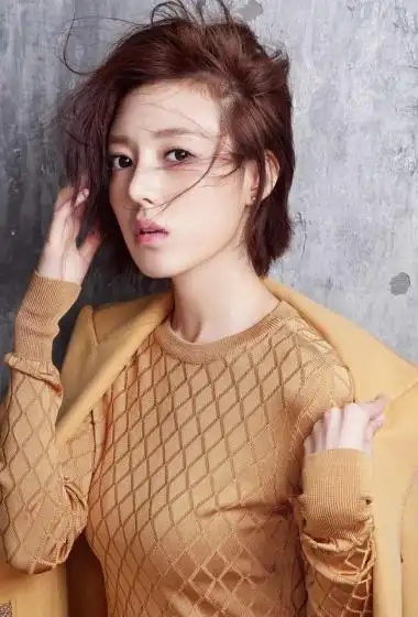 何美璇相关图片