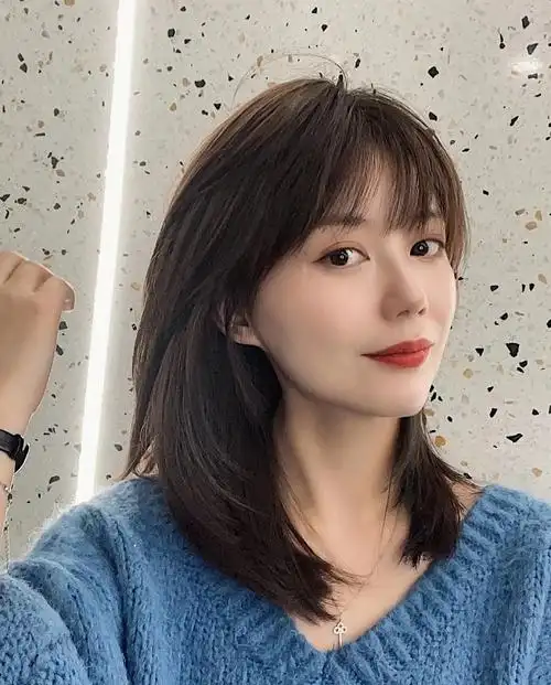 第1款:69空气锁骨发型69