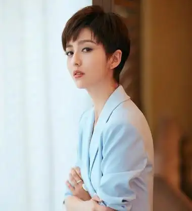 佟丽娅夏日最新短发发型,女明星图片,发型图片