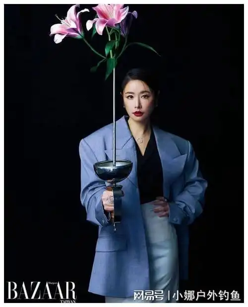 林心如最新杂志大片曝光!化身烈焰玫瑰御姐范十足|白皙|侧颜_网易订阅