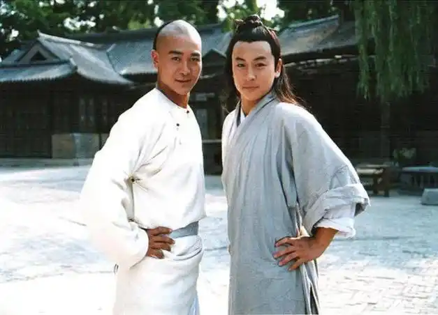 不要再为释小龙惋惜了因为他正在娱乐圈的另一个圈子风生水起