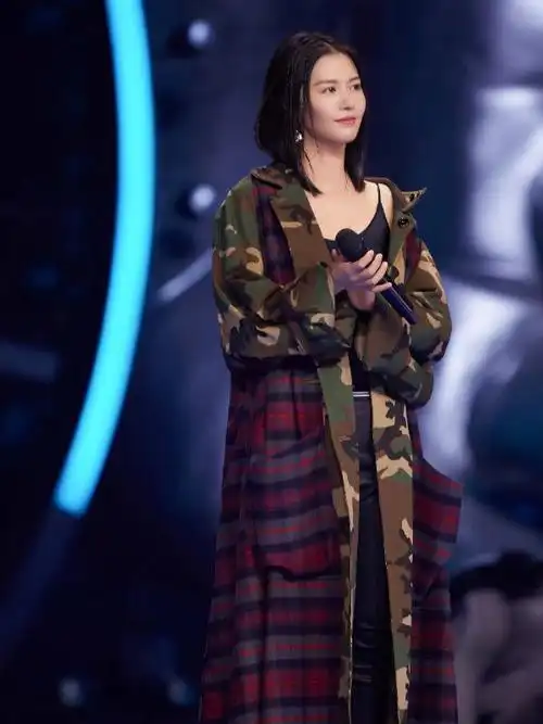 歌手谭维维的个人资料