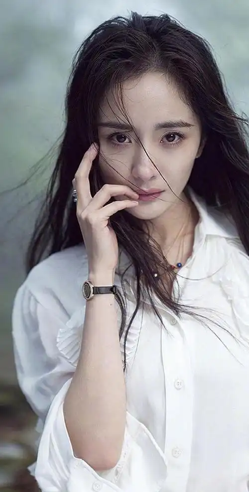 目前最火的5位女明星杨颖章子怡李一桐未上榜