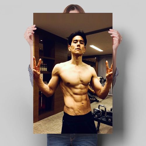 帅气男神彭于晏超高清海报墙贴高清腹肌照片浴室自带背胶来图定制