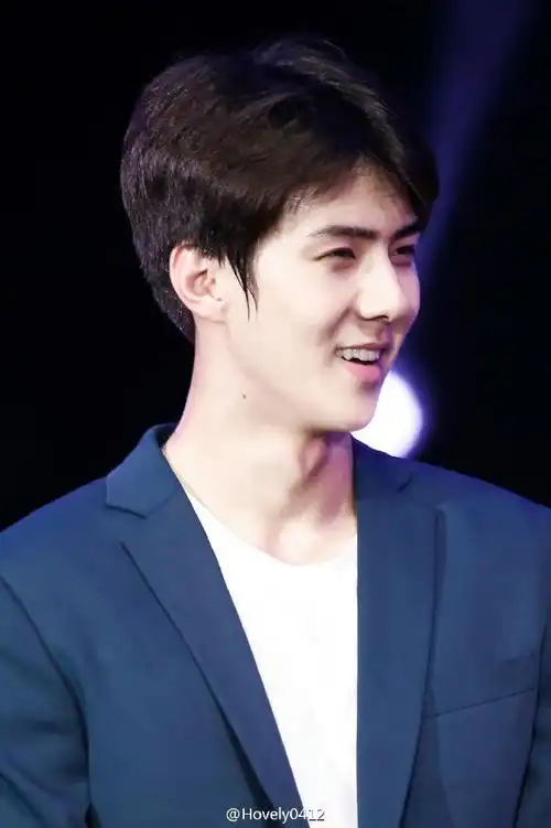 不吃妆造的明星##吴世勋