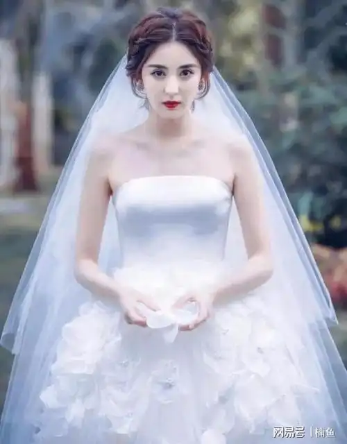 女明星穿婚纱有多美热巴刘亦菲堪称天仙我却被全智贤惊艳了