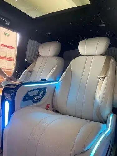 理想one改装航空座椅--内饰翻新