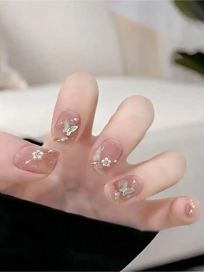 夏日美甲94高级显白的穿戴甲真的豪美短甲尊嘟嘟好