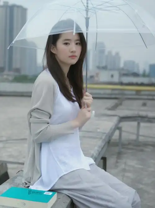 刘亦菲 !这组图 好清纯啊 !