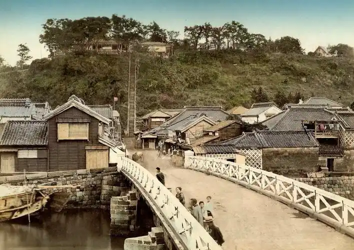 日本昭和时期街头百姓老照片很像中国七八十年代样子