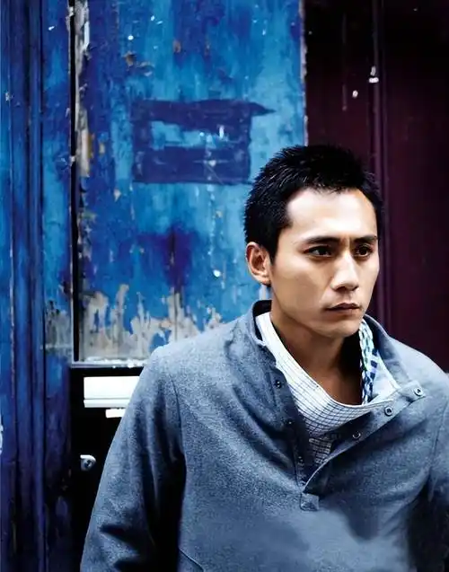 刘烨与谢娜分手16年:各自的人生都是繁花与眼泪相伴_生活_胡军_表演