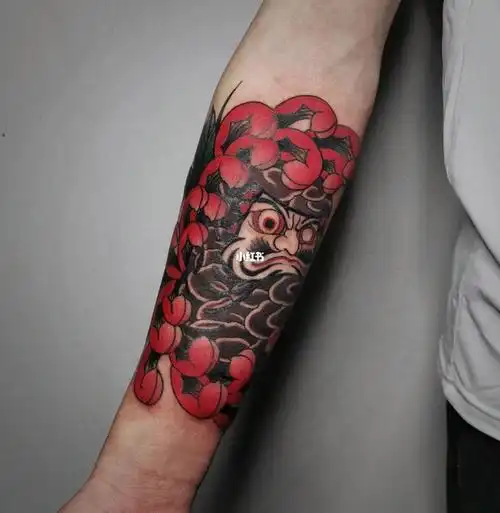 【长沙纹身】菊花达摩蛋