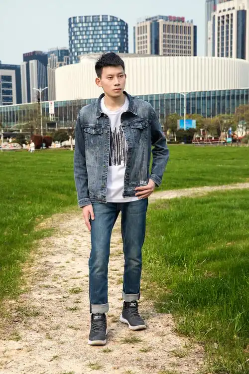 男性时尚街拍|摄影|人像摄影|昊天2020 - 原创作品 - 站酷 (zcool)