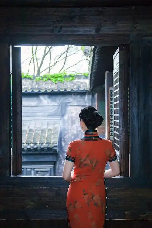 水墨江南,旗袍女子的情结! - 美篇