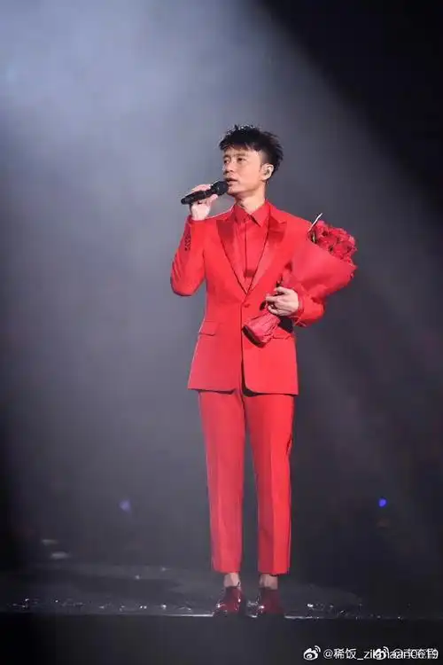 李克勤##李克勤没去歌手去了披哥