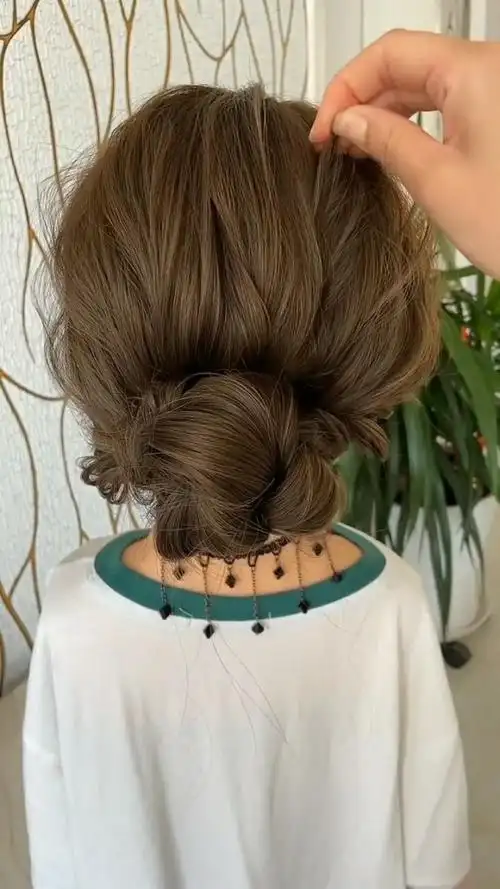 四十岁的女人不要总扎马尾,这样扎好看到爆