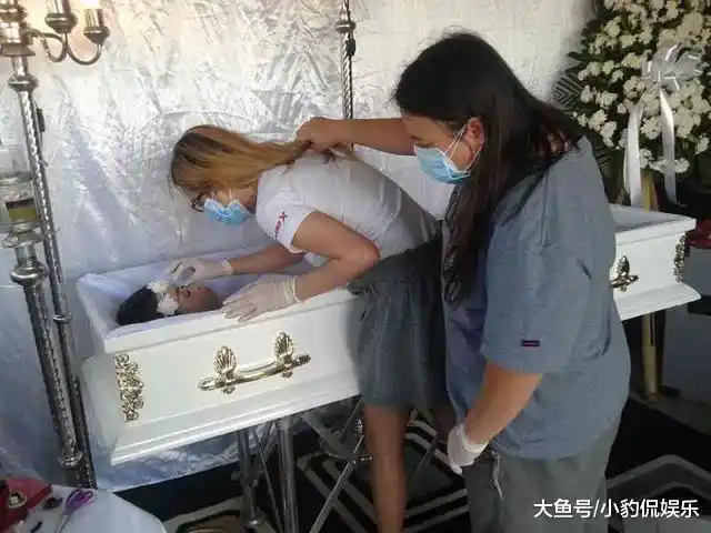 一个97年女孩临死前为自己策划葬礼, 只为5天后漂亮地死去