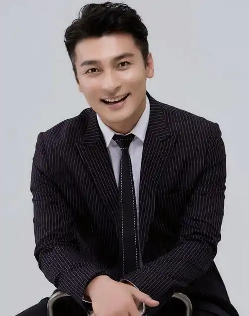 模仿刘德华渐渐走红的男演员,作品优秀,引来不少观众佩服