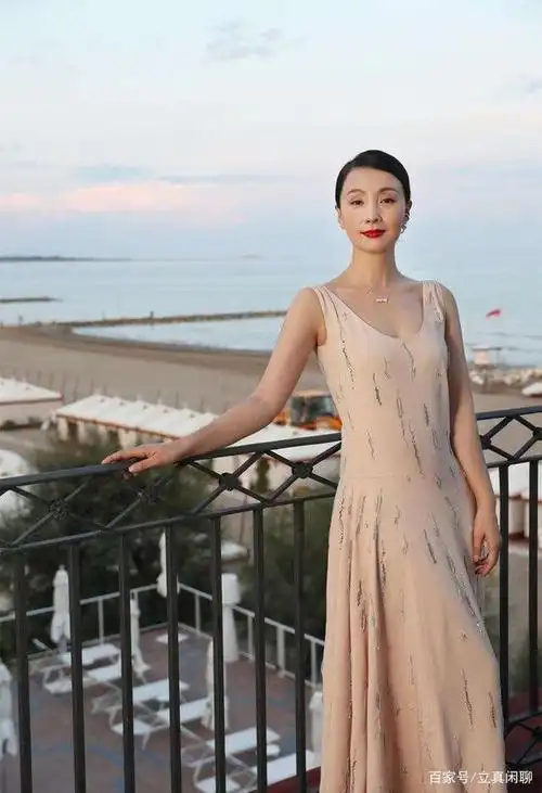 演员陶虹时尚照片合集