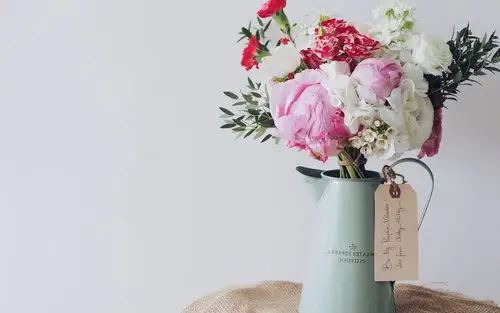 电脑壁纸 摄影 静物写真 清新文艺的插花