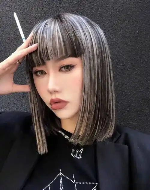 "短发千禧甜酷挑染",心动吗_发型_中国_形象